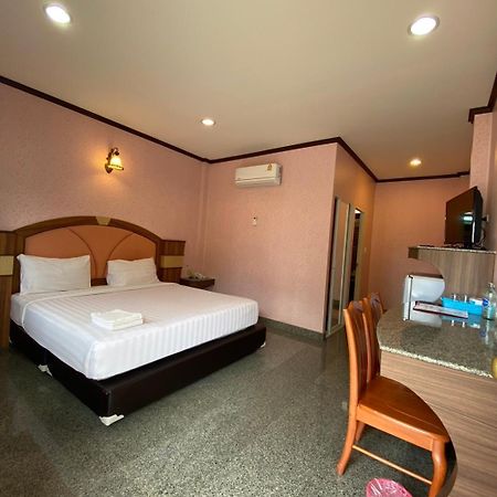 Soda Resort Kamphaeng Phet Ngoại thất bức ảnh