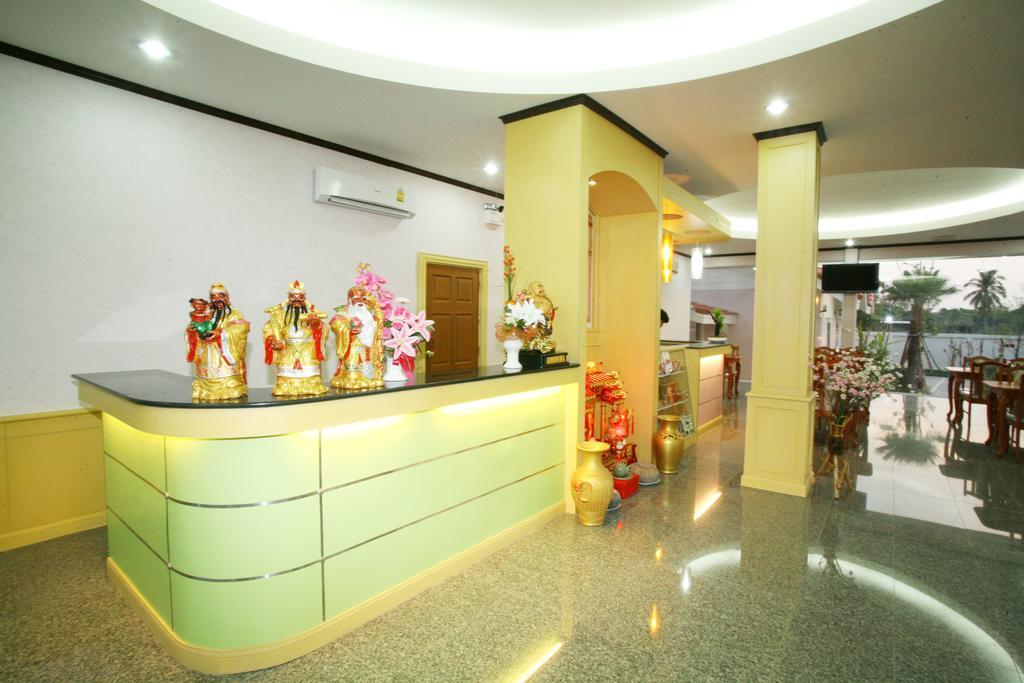 Soda Resort Kamphaeng Phet Ngoại thất bức ảnh